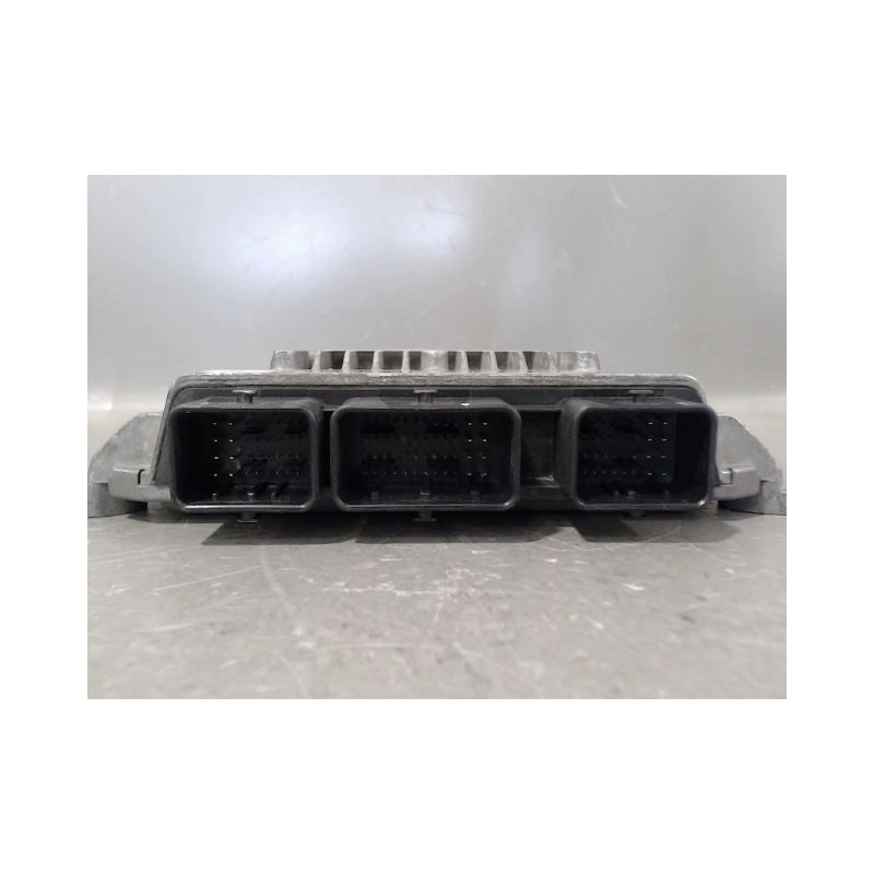 CALCULATEUR MOTEUR CITROEN C2 2005-
