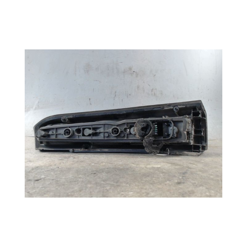 FEU ARRIERE GAUCHE  OPEL MERIVA 2006-