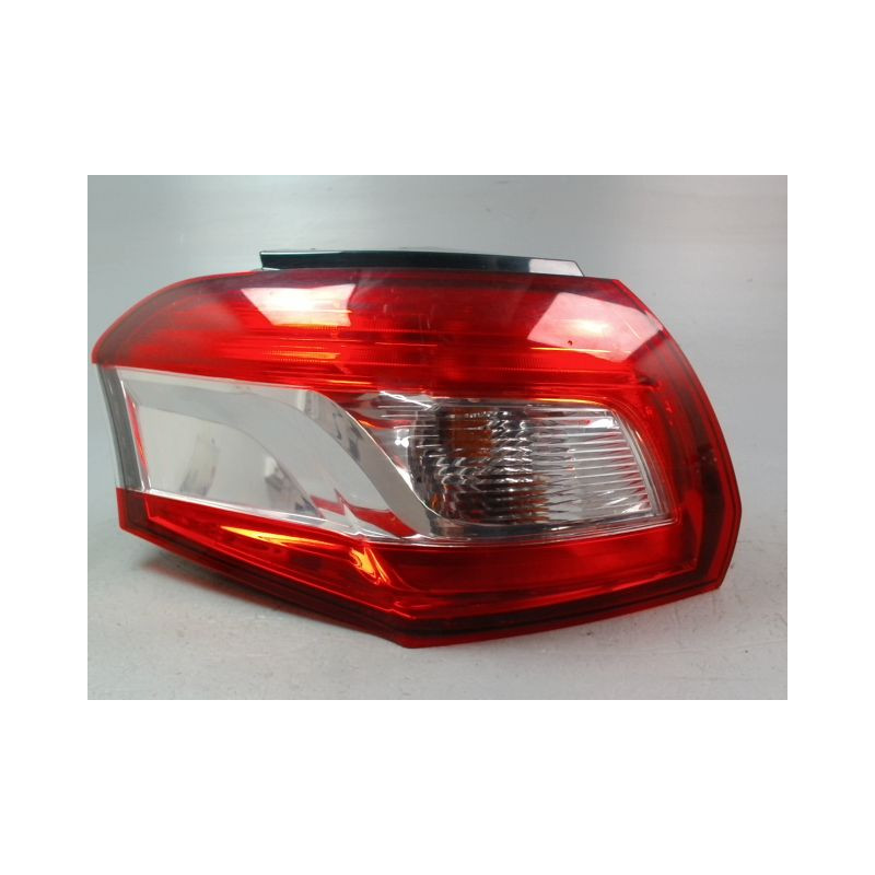 FEU ARRIERE GAUCHE  PEUGEOT 4008
