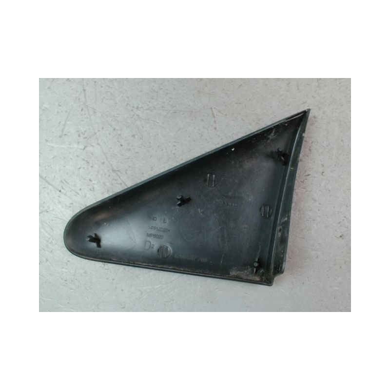 ELARGISSEUR AILE AVANT DROIT RENAULT TWINGO II Phase 2 2011-2014