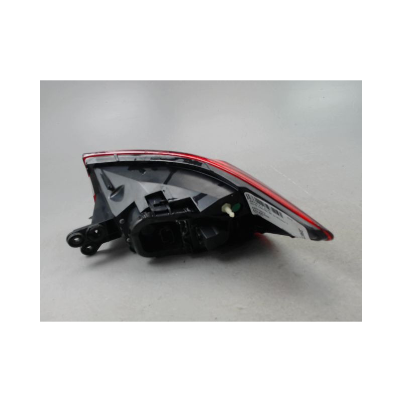 FEU ARRIERE GAUCHE  RENAULT CLIO IV Phase 1 2012-...