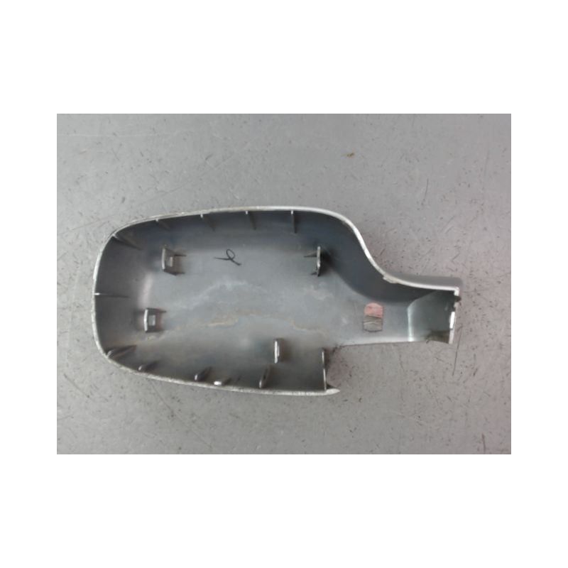 CARENAGE RETROVISEUR EXTERIEUR GAUCHE RENAULT CLIO III Phase 1 2005-2009
