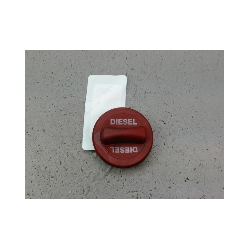 BOUCHON RESERVOIR A CARBURANT MERCEDES CLASSE B