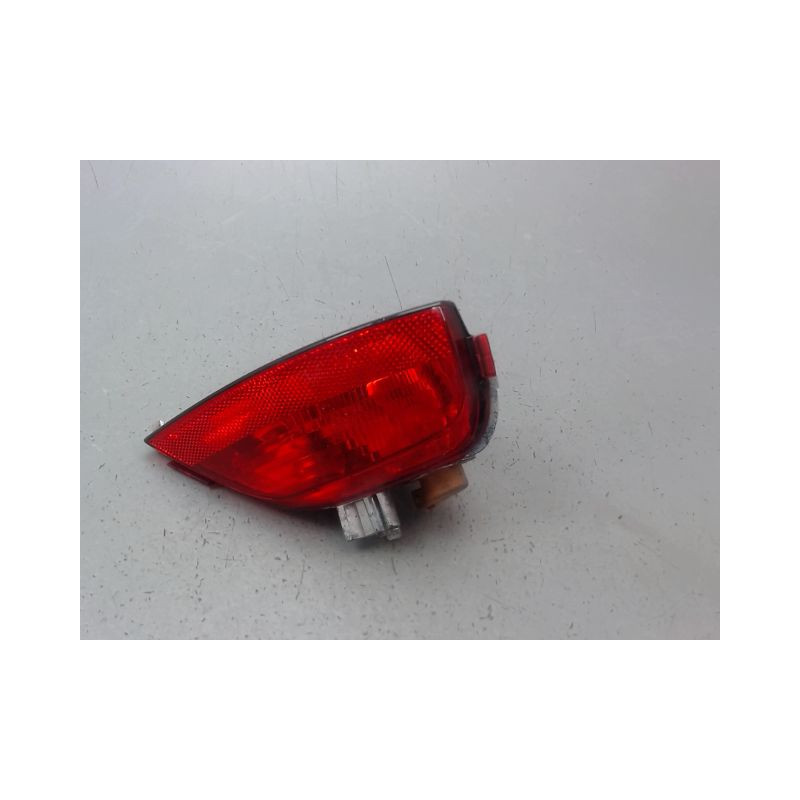 FEU DE PARE-CHOC ARRIERE DROIT RENAULT MEGANE IV PHASE 1 2015-