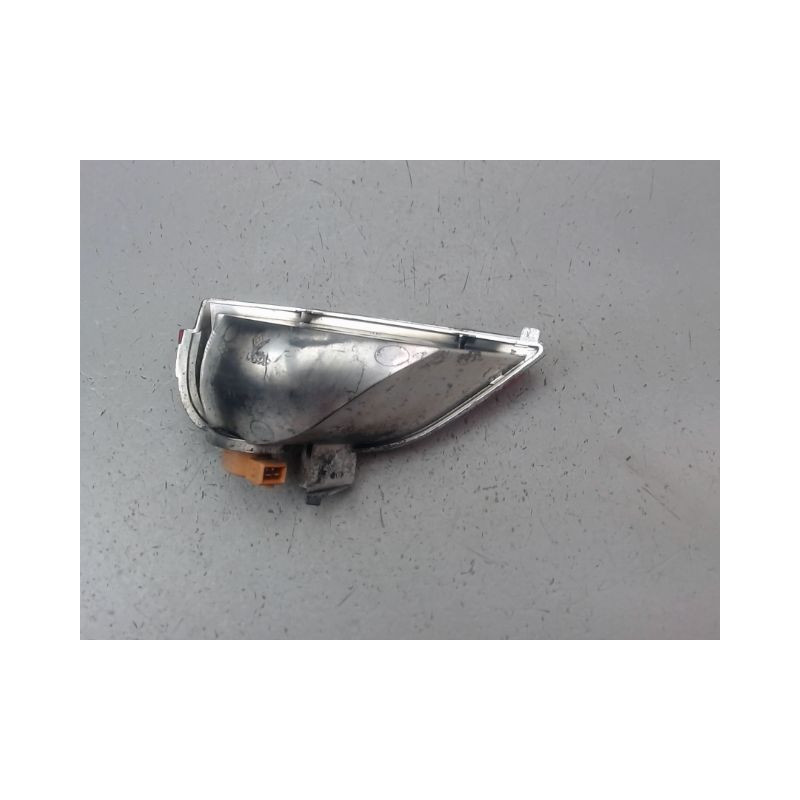 FEU DE PARE-CHOC ARRIERE DROIT RENAULT MEGANE IV PHASE 1 2015-