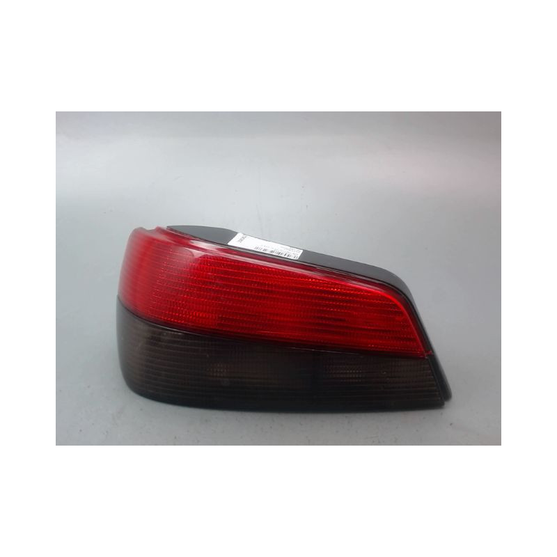 FEU ARRIERE GAUCHE  PEUGEOT 306 Phase 2 1997-2001