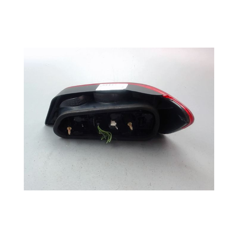 FEU ARRIERE GAUCHE  PEUGEOT 306 Phase 2 1997-2001