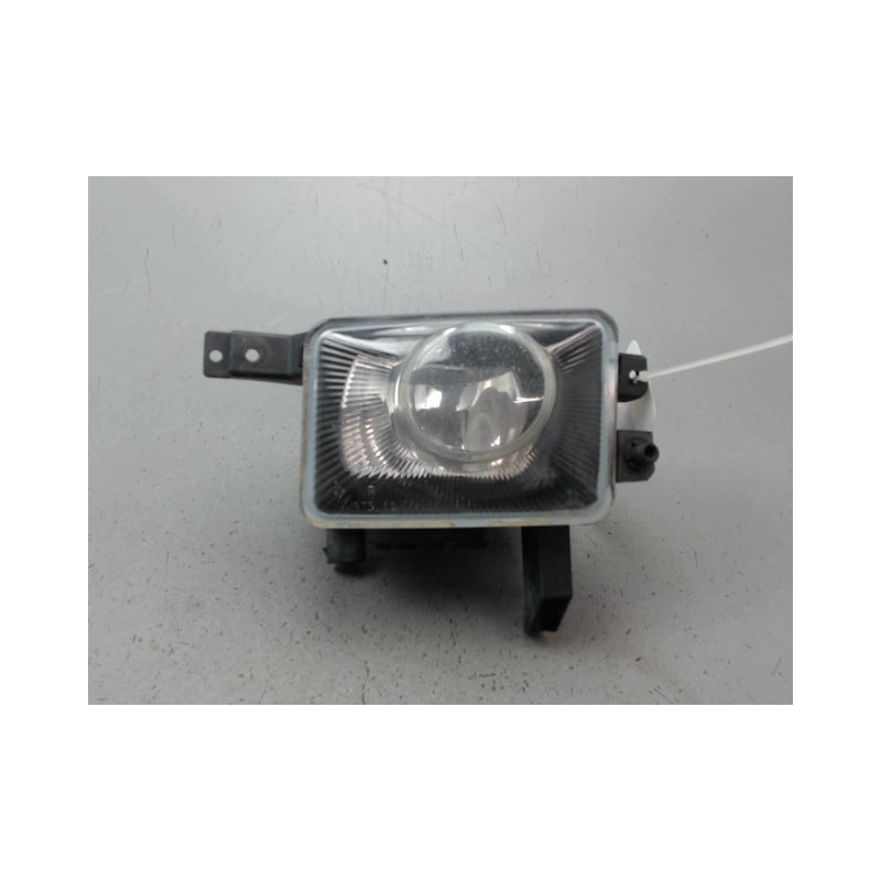 PHARE ANTIBROUILLARD AVANT DROIT OPEL CORSA III Phase 2 (C) 2003-2006