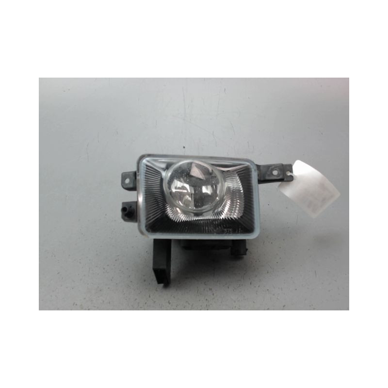 PHARE ANTIBROUILLARD AVANT GAUCHE OPEL CORSA III Phase 2 (C) 2003-2006