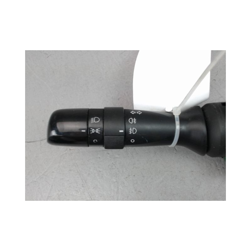 COMMANDE ECLAIRAGE TOYOTA PRIUS 2004-
