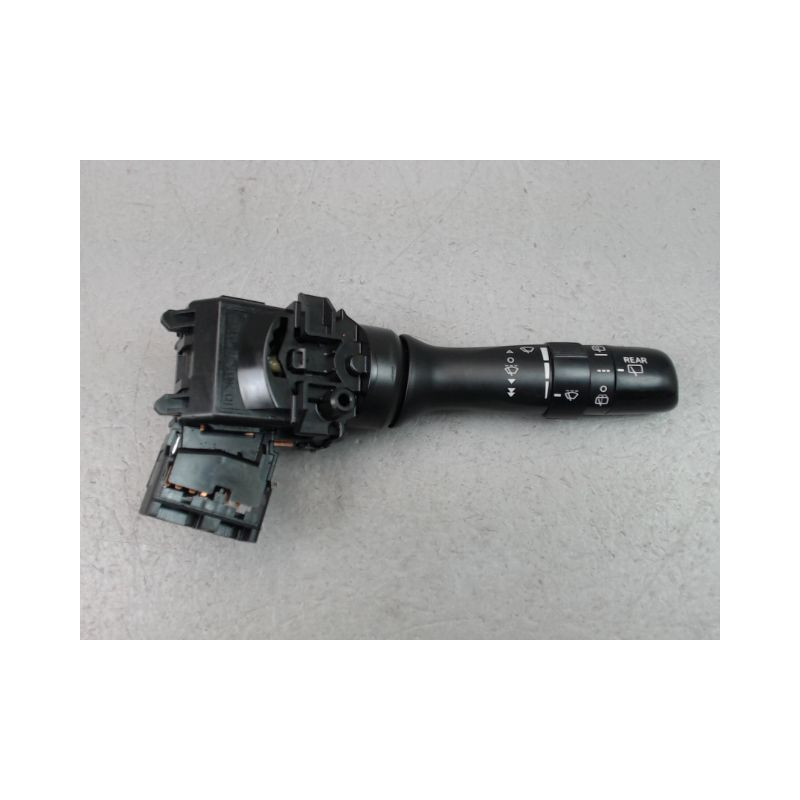 COMMANDE ESSUIE GLACE TOYOTA PRIUS 2004-