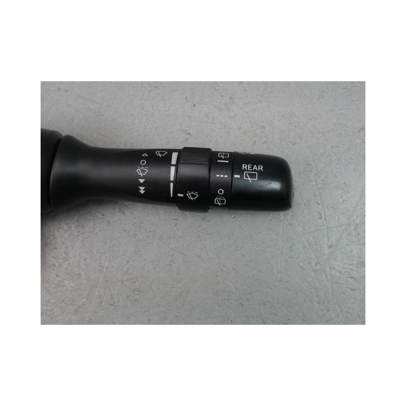 COMMANDE ESSUIE GLACE TOYOTA PRIUS 2004-