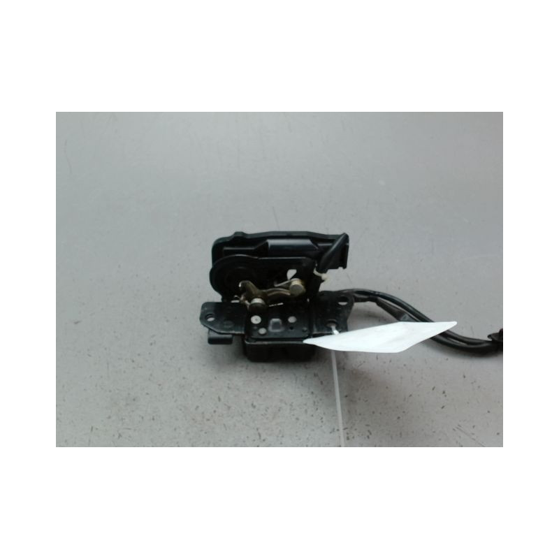 SERRURE HAYON  TOYOTA PRIUS 2004-