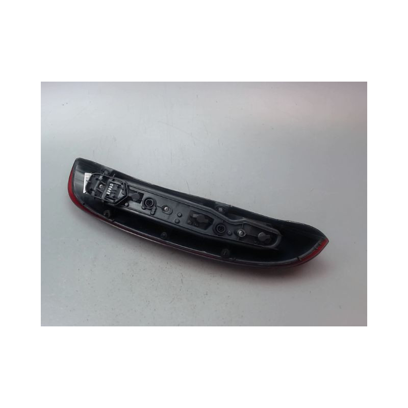 FEU ARRIERE GAUCHE  OPEL CORSA III Phase 1 (C) 2000-2003