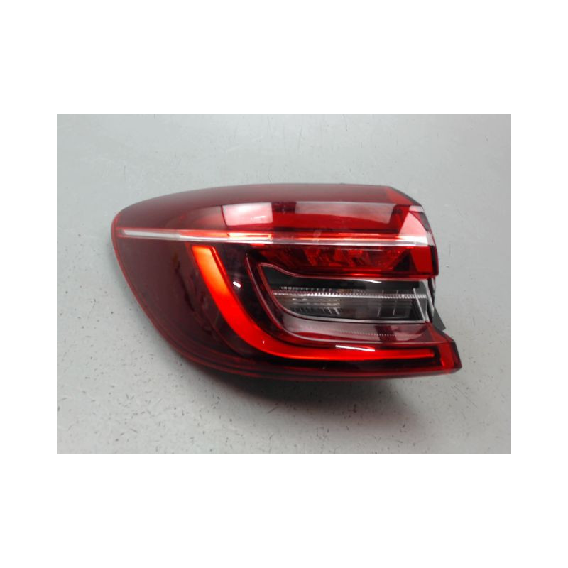 FEU ARRIERE GAUCHE  RENAULT CLIO