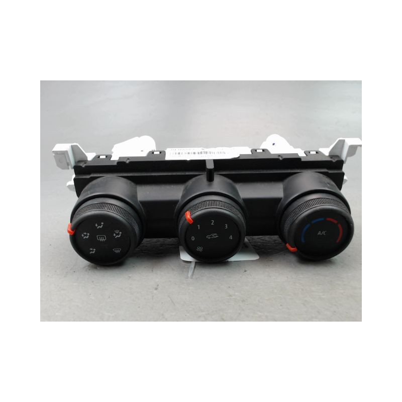 COMMANDE DE CHAUFFAGE RENAULT CLIO