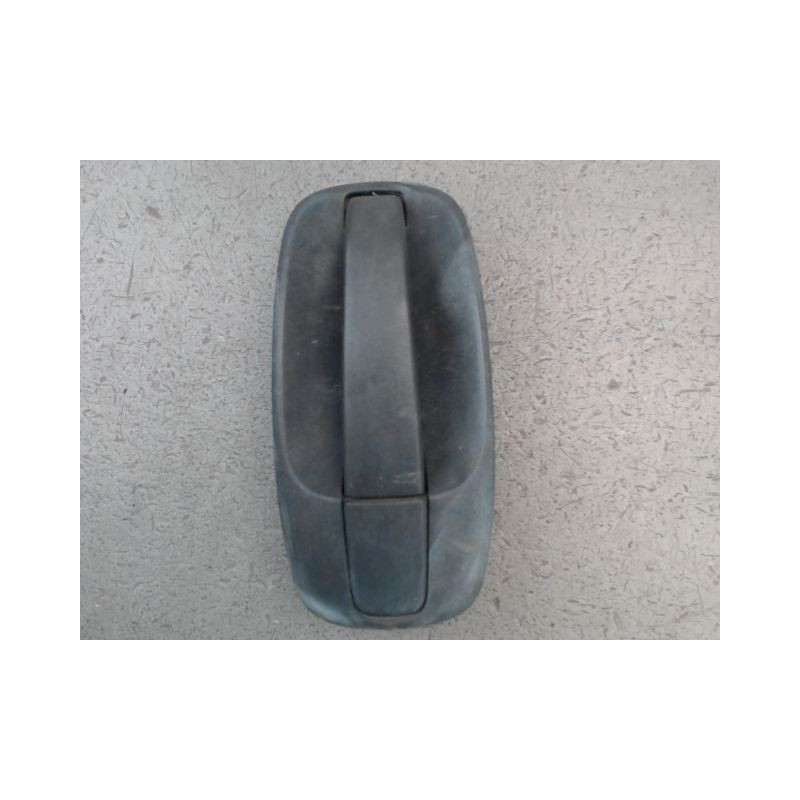 POIGNEE EXTERIEURE PORTE COULISSANTE DROIT RENAULT TRAFIC