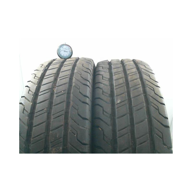 Paire de pneus CONTINENTAL CONTI VAN CONTACT 100 195 65 16 104 T