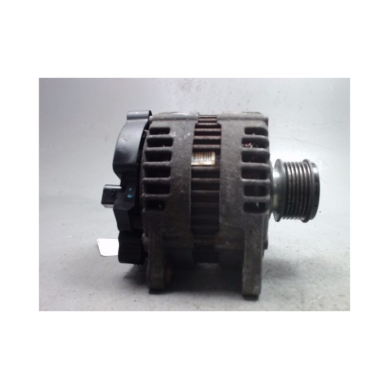 ALTERNATEUR VOLKSWAGEN PASSAT SW 2005-