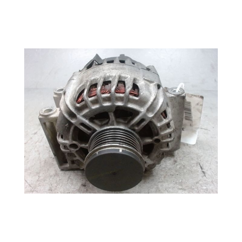 ALTERNATEUR OPEL CORSA