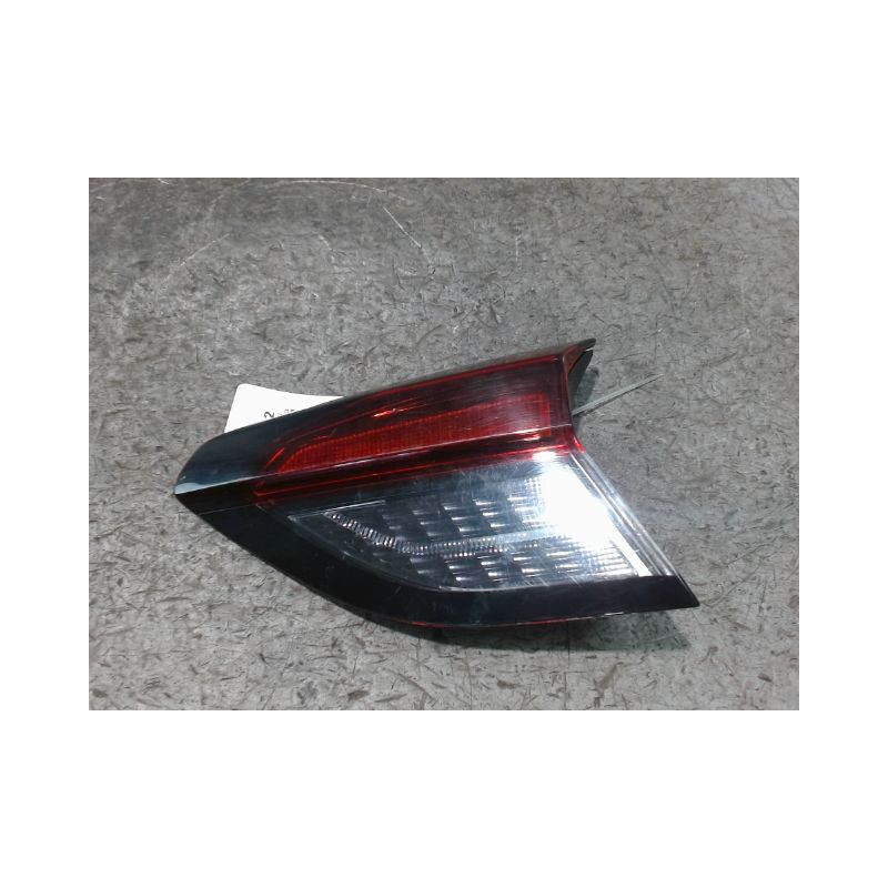 FEU ARRIERE INTERIEUR DROIT OPEL CORSA 2010-