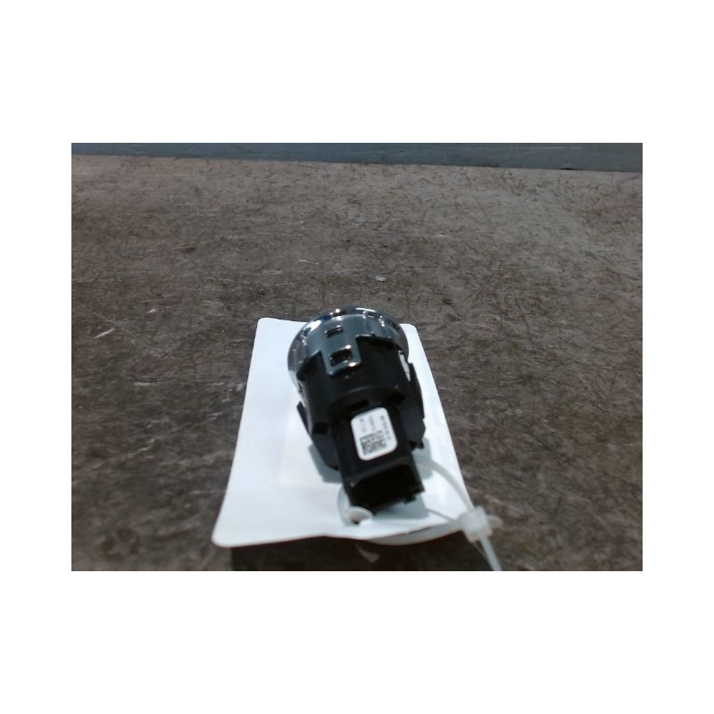 BOUTON DE DEMARRAGE OPEL CORSA 2010-