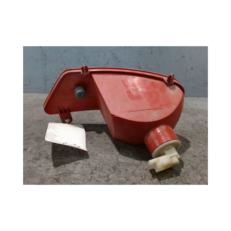 FEU BROUILLARD ARRIERE GAUCHE PEUGEOT 3008 2009-