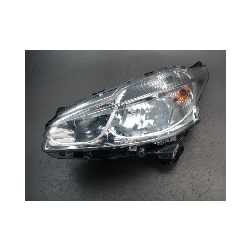 PHARE GAUCHE PEUGEOT 208