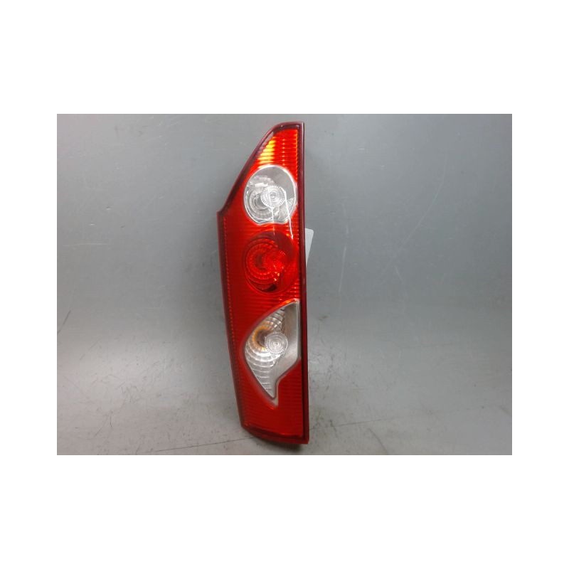 FEU ARRIERE DROIT RENAULT KANGOO EXPRESS 2008-
