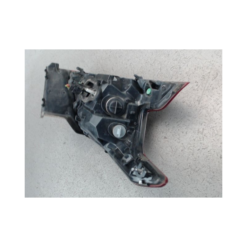 FEU ARRIERE DROIT PEUGEOT 308