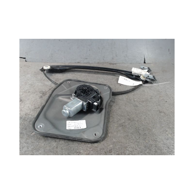 MECANISME+MOTEUR LEVE-GLACE AVANT DROIT SKODA FABIA 2 TDI 80