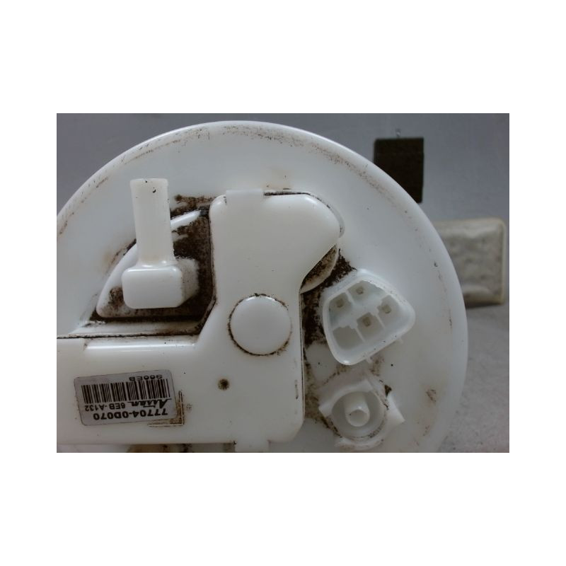 POMPE CARBURANT IMMERGEE TOYOTA YARIS