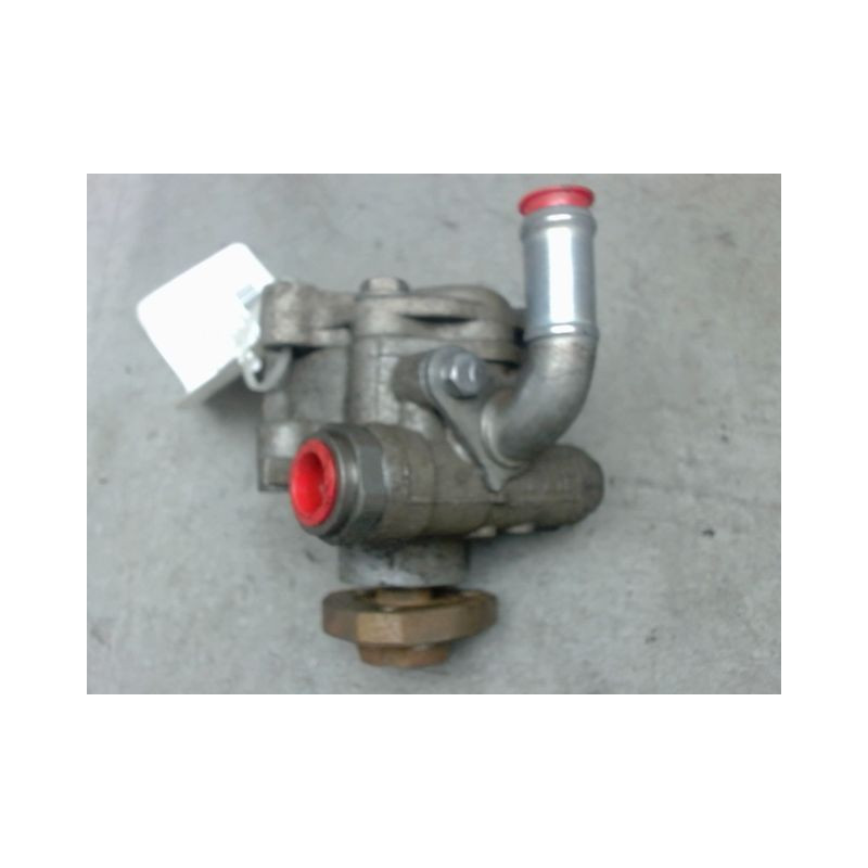 POMPE DIRECTION ASSISTEE VOLKSWAGEN CADDY VAN 2004-