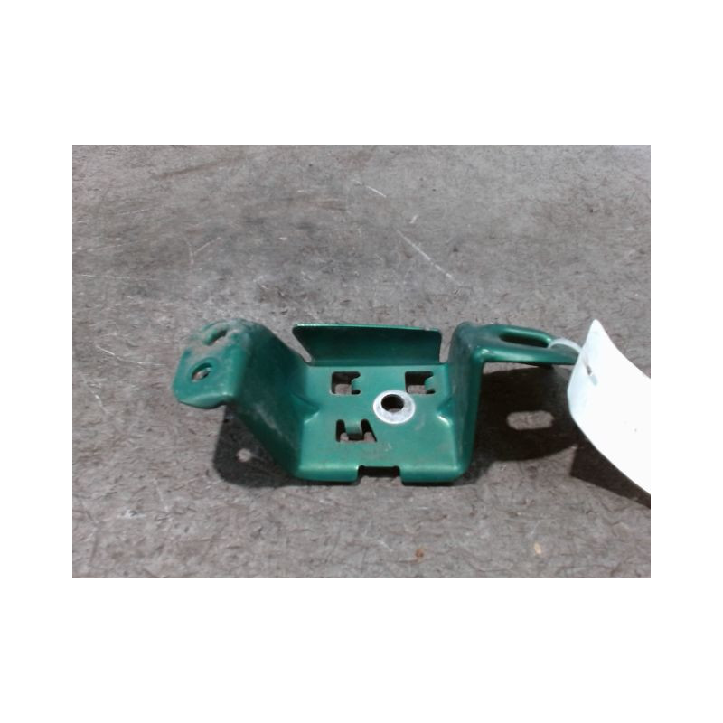 SUPPORT PARE-CHOC AVD RENAULT TWINGO PH.3 2000-2007