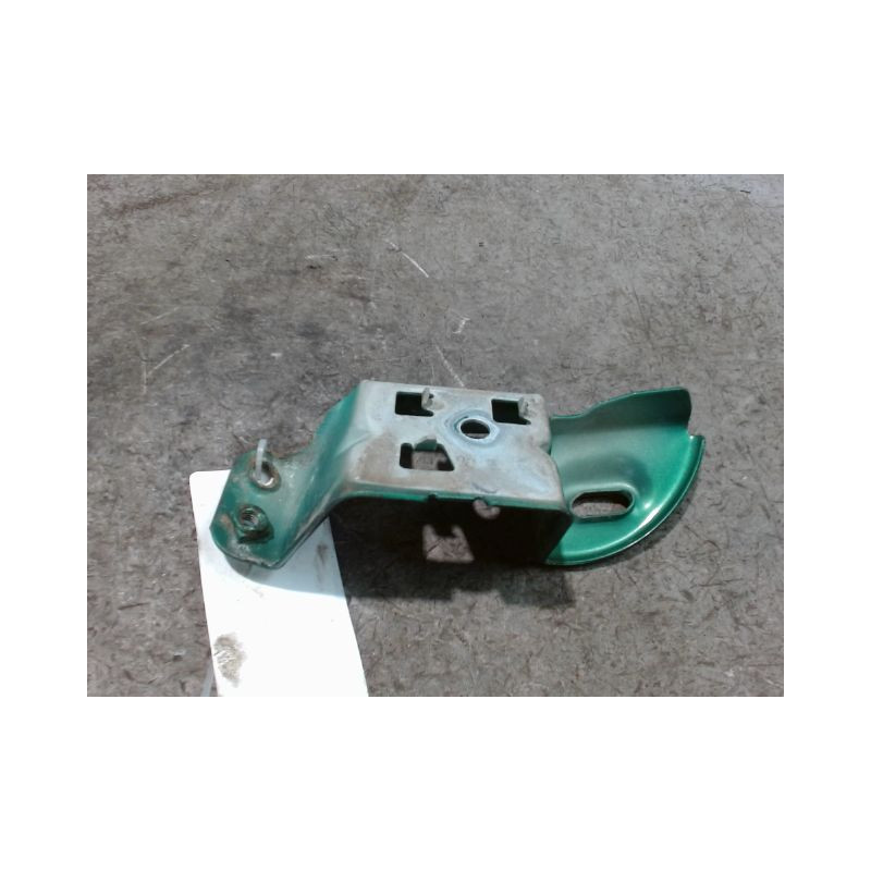 SUPPORT PARE-CHOC AVG RENAULT TWINGO PH.3 2000-2007