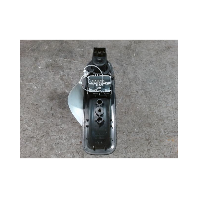COMMANDE LEVE-GLACE PORTE AVG RENAULT TWINGO 2 2009-