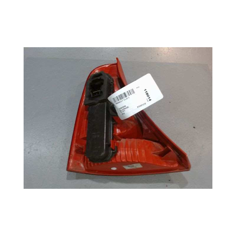 FEU ARRIERE DROIT RENAULT CLIO II