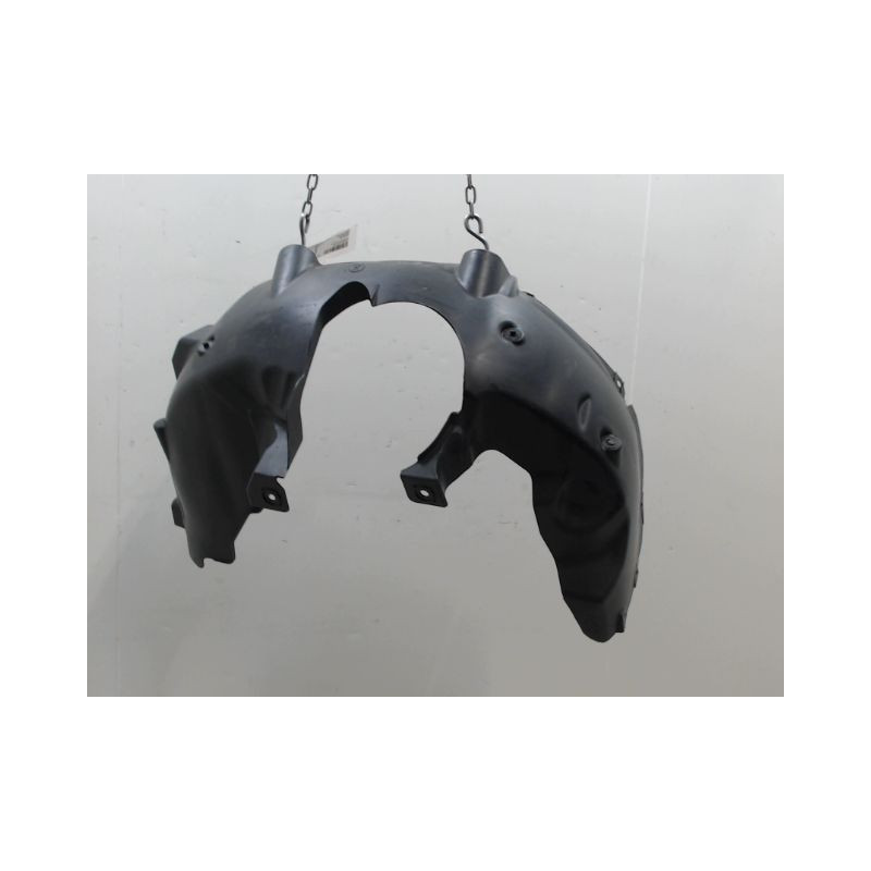 PARE-BOUE ARRIERE DROIT DACIA DUSTER 2010-