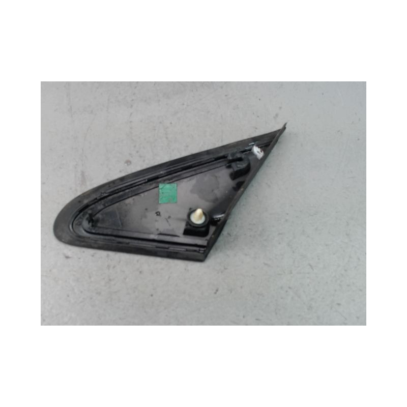 ELARGISSEUR AILE AVANT DROIT PEUGEOT 208 Phase 1 2012-...