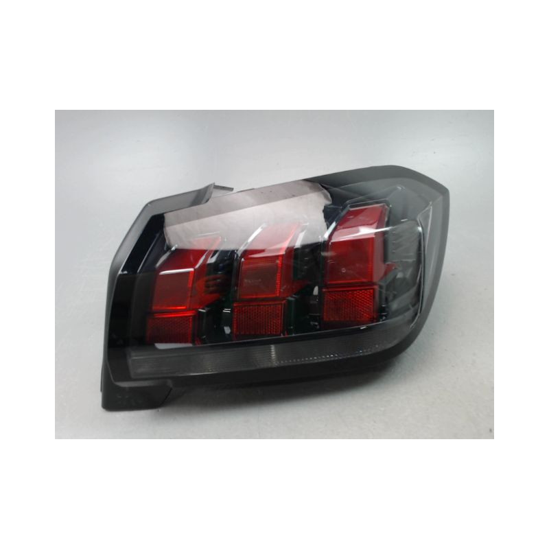FEU ARRIERE DROIT PEUGEOT 208 2012-...