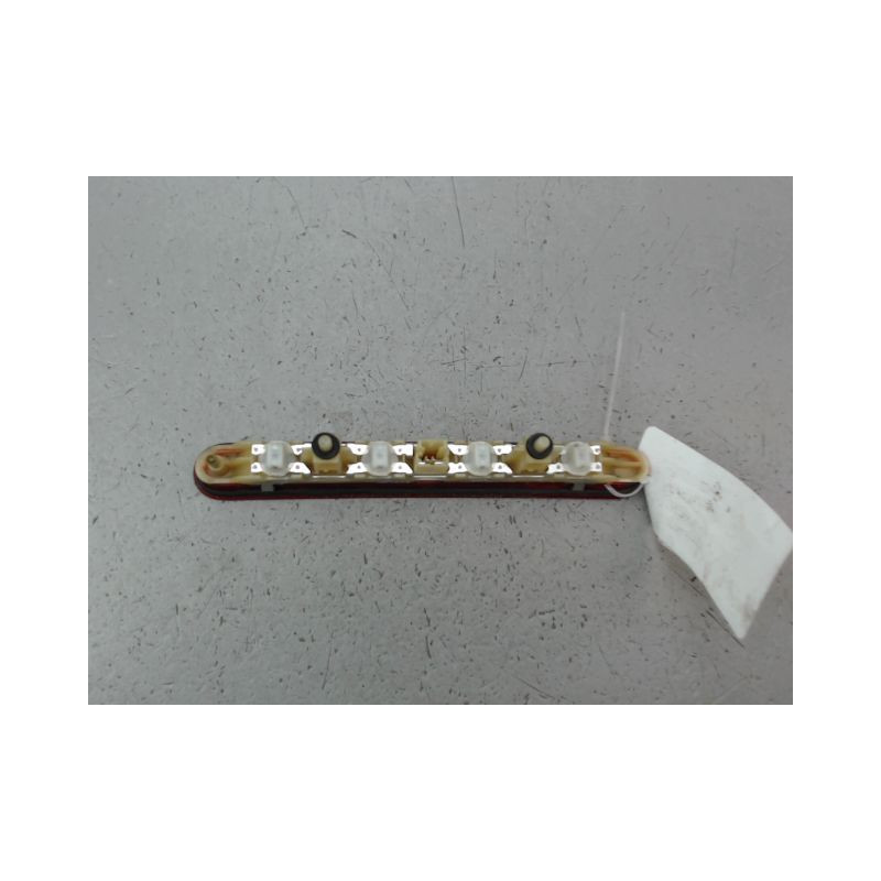 FEUX STOP SUPPLEMENTAIRE PEUGEOT 207 2006-2013