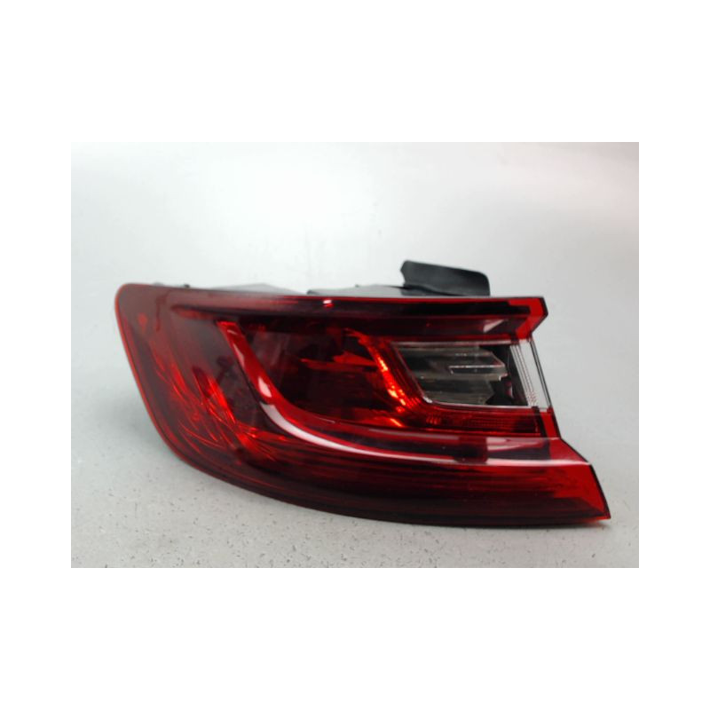 FEU ARRIERE GAUCHE  RENAULT MEGANE IV PHASE 1 2015-