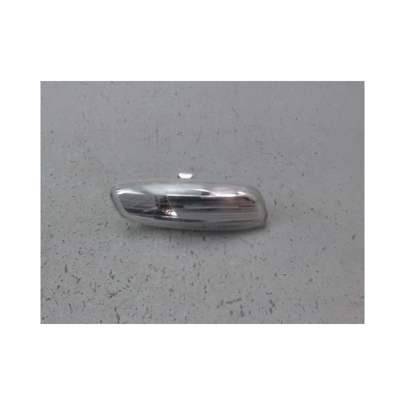 REPETITEUR RETROVISEUR DROIT PEUGEOT 207 2006-2013