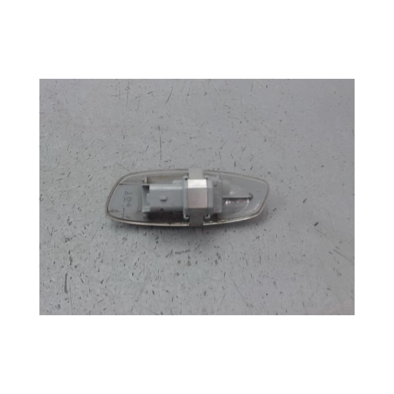 REPETITEUR RETROVISEUR DROIT PEUGEOT 207 2006-2013