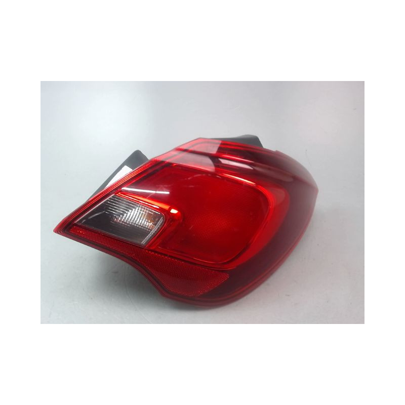 FEU ARRIERE DROIT OPEL CORSA V (E) 2014-...