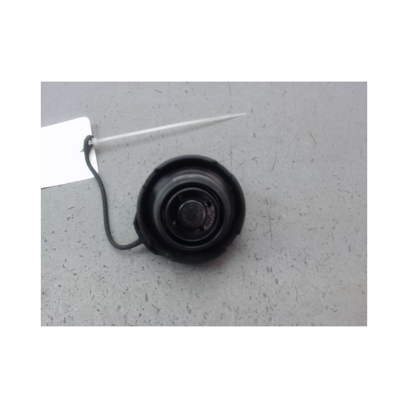 BOUCHON RESERVOIR A CARBURANT VOLKSWAGEN POLO V Phase 1 (6R) 2009-2014