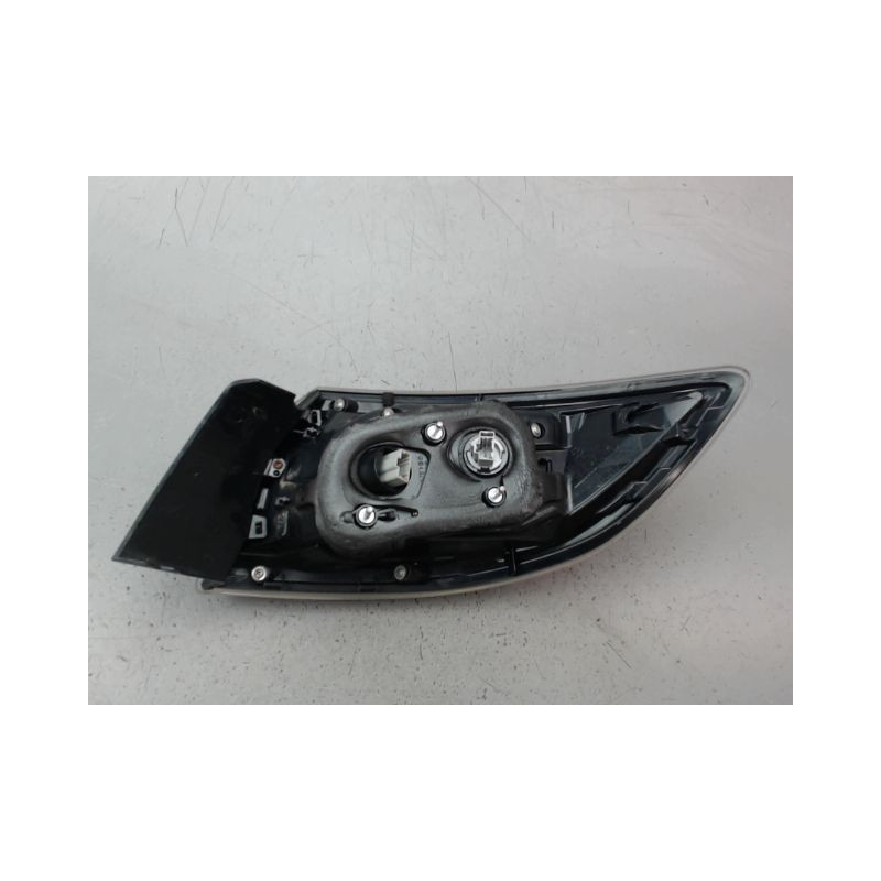 FEU ARRIERE GAUCHE  MAZDA MAZDA 3  5P