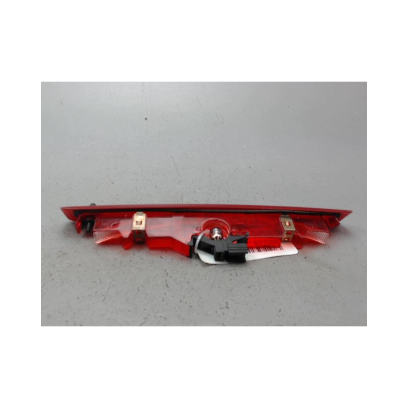FEUX STOP SUPPLEMENTAIRE RENAULT CLIO III Phase 2 2009-2014