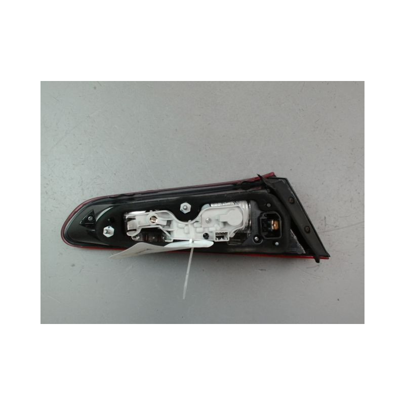 FEU ARRIERE INTERIEUR DROIT ALFA ROMEO GUILIETTA 2010-