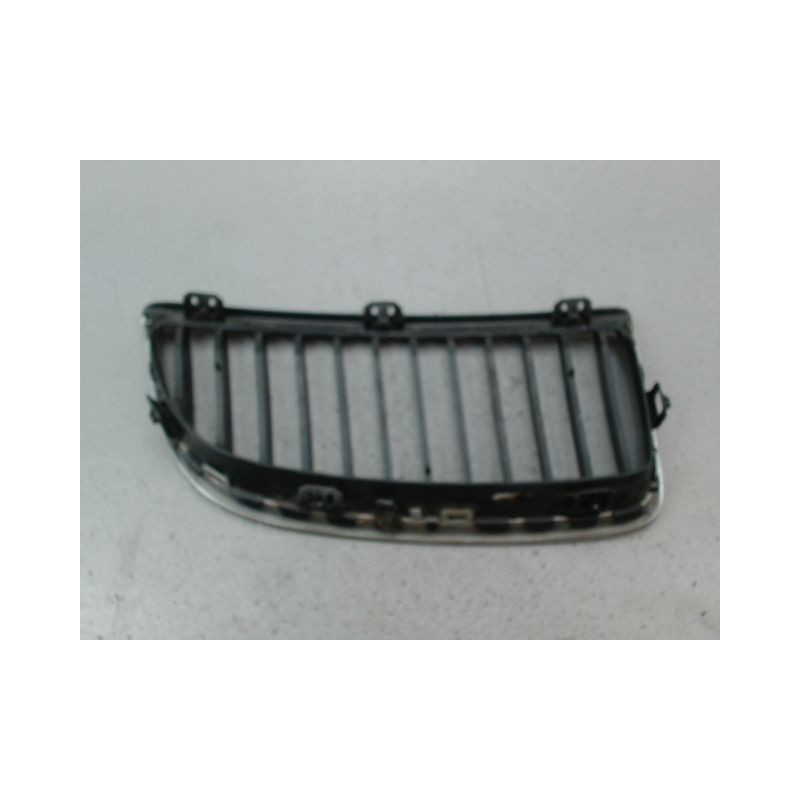 GRILLE CALANDRE GAUCHE BMW SERIE 3 TOURING V Phase 1 (E91) 2005-2008